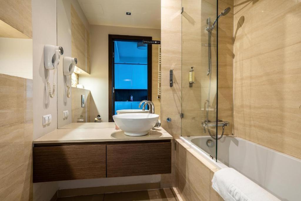 Platinum Tower - City Center - Golden Apartments Varsó Kültér fotó
